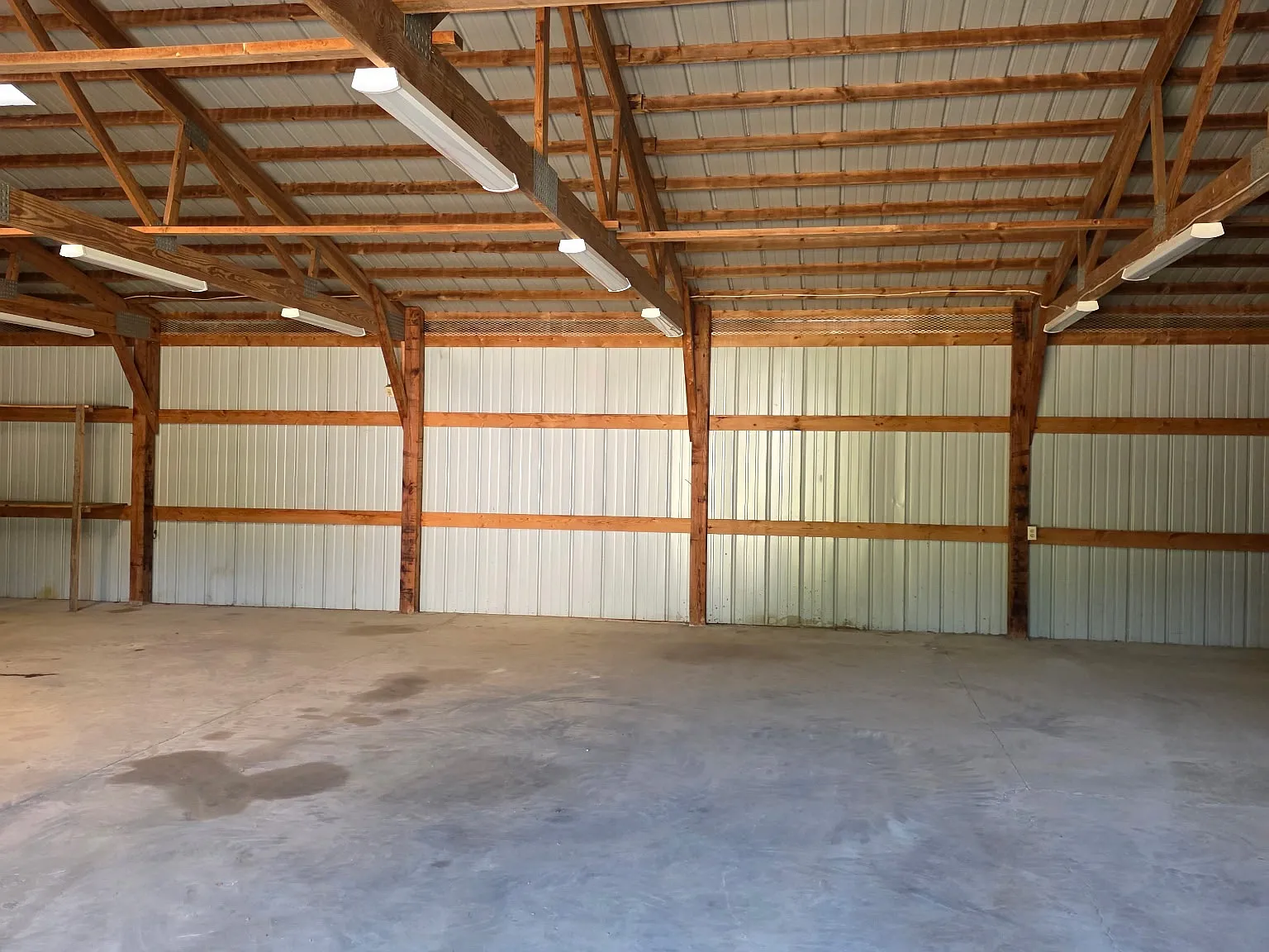 Studio, 2500 sqft, $2,500 — Photo 3