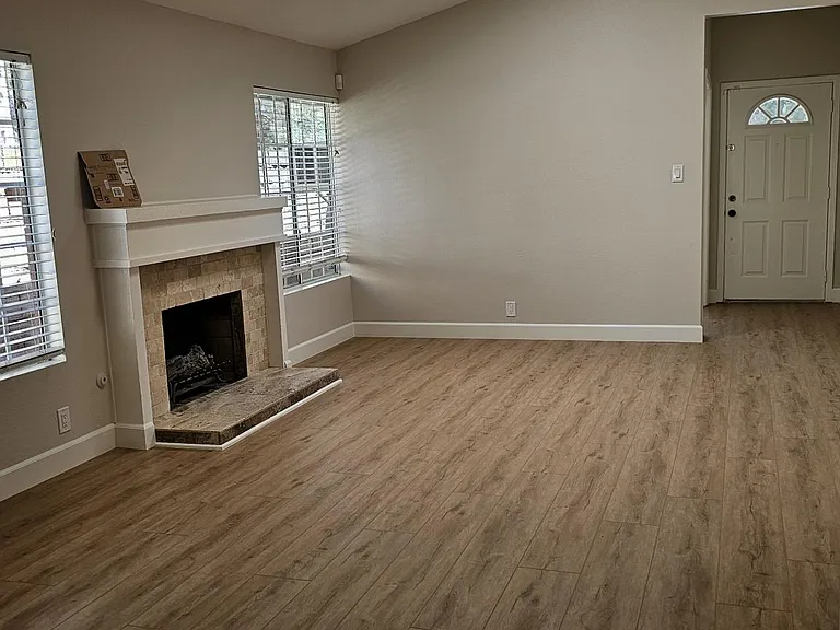4551 Parkglen Cir — Photo 20