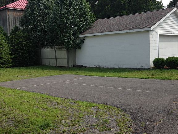 4th image of 5 Swanner Ln