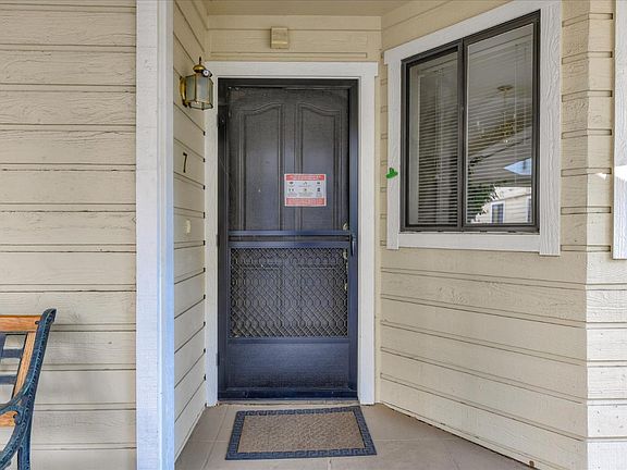 3rd image of 576 W Parr Ave Unit 7
