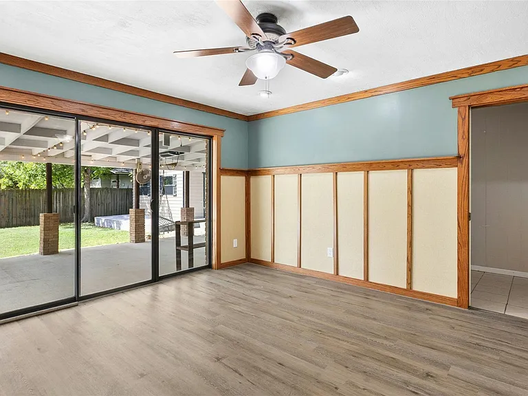 1401 Dragon Dr — Photo 10