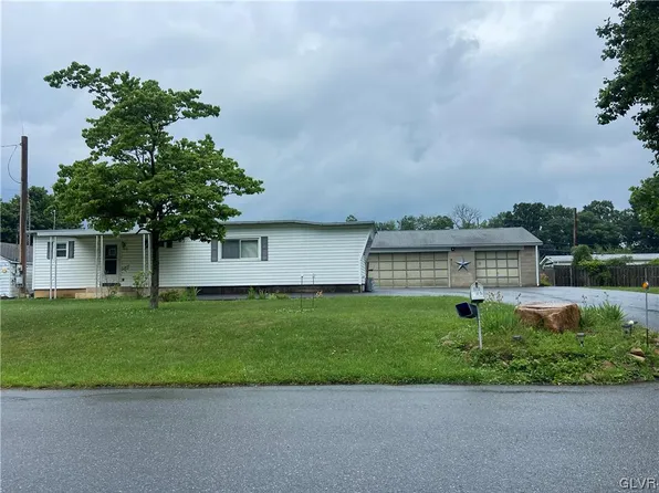 549 Frable St, Nazareth, PA 18064