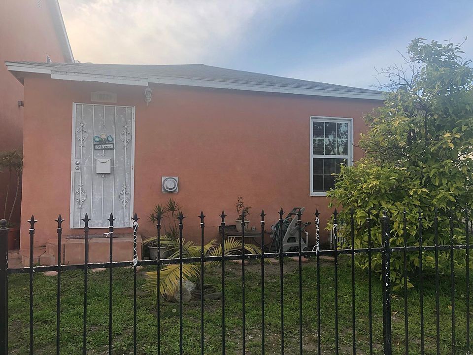 1st image of 10829 Jefferson Blvd