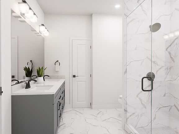 Luxurious Owner s Bath