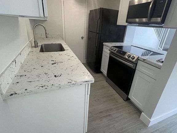 5th image of 4256 N 67th Dr