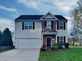 6140 Glen Way Dr, Winston Salem, NC 27107