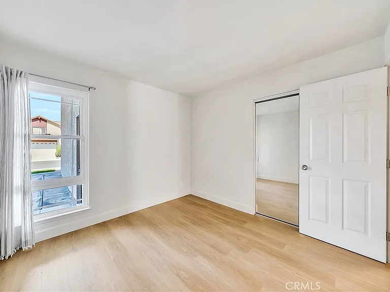 3482 Almond St — Photo 25