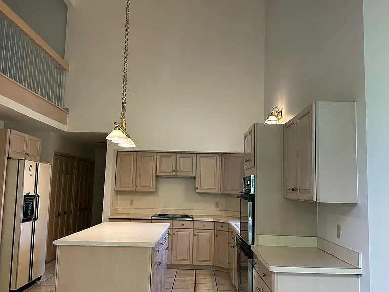 6739 Arlington Dr — Photo 21