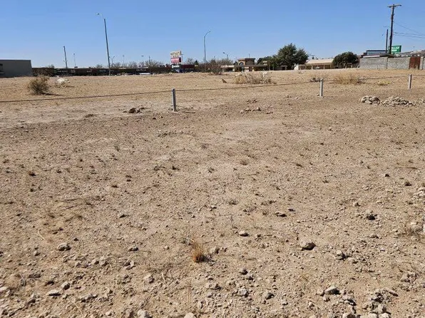 1311 Westridge Rd, Carlsbad, NM 88220