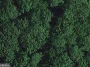 Shady Valley Ln, Harpers Ferry, WV 25425