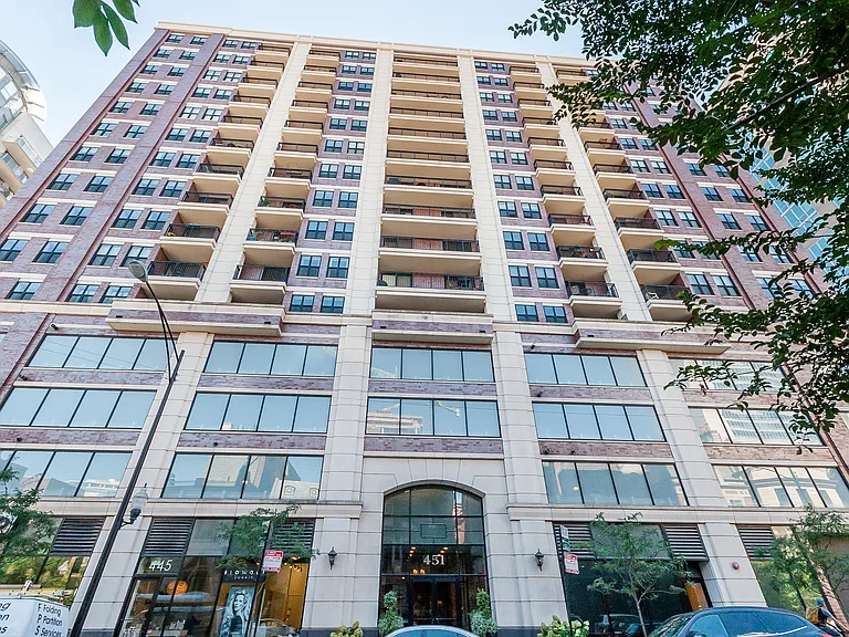 451 W Huron St #703 — Photo 25