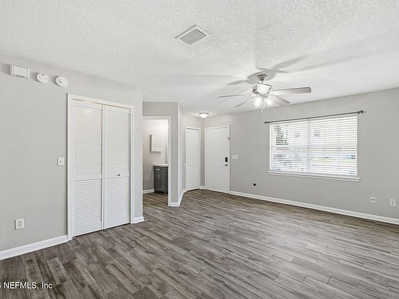 3rd image of 3342 MANDARIN GLEN Drive