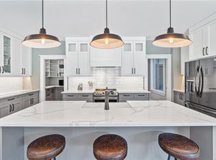 1227 Burbank Rd, Nanaimo, BC V9K 2J5