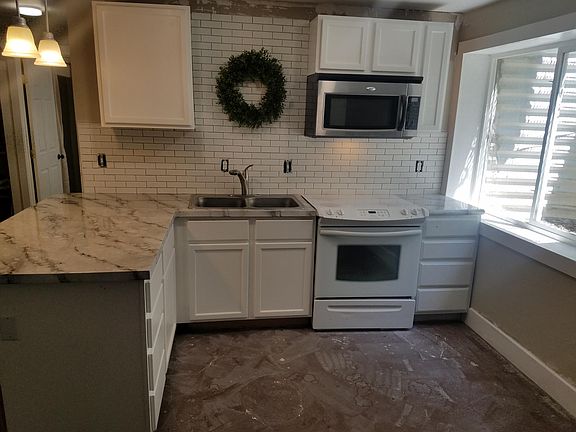 2nd image of 10312 N Forest Creek Dr