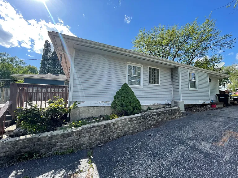 116 Woody Way — Photo 18