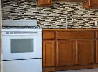 719 54th St APT 6, Oakland, CA 94609