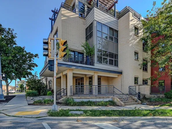 1835 Winnebago Street #304, Madison, WI 53704