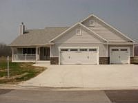 1st image of 301 Moraine Dr