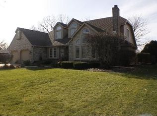 1005 Colonade Rd, Shorewood, IL 60404