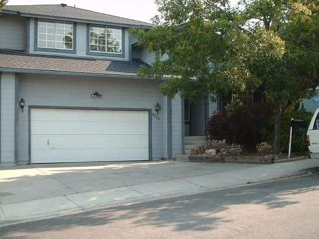 2610 Emily St photo 1