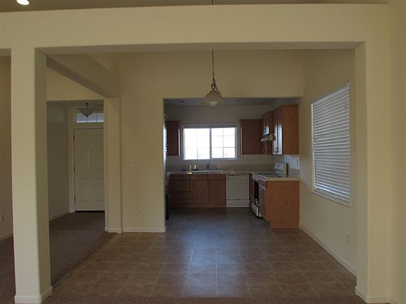 5th image of 101 Big Oaks Dr