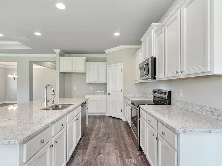 791 Cornelia St — Photo 25