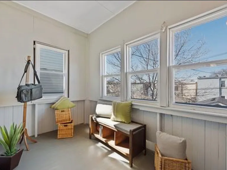 2434 N Avers Ave #2 — Photo 11