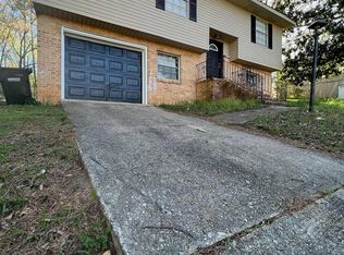 901 Windover Rd, Birmingham, AL 35215