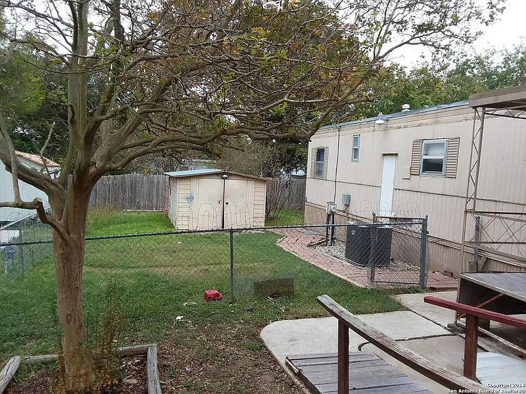 8454 Braewick Dr — Photo 8
