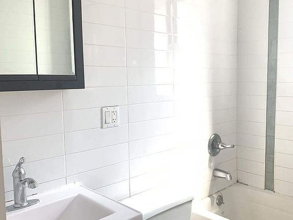 5th image of 480 Concord Ave APT 6K