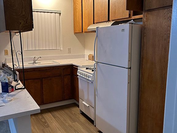 5th image of 1735 E Francisquito Ave #11