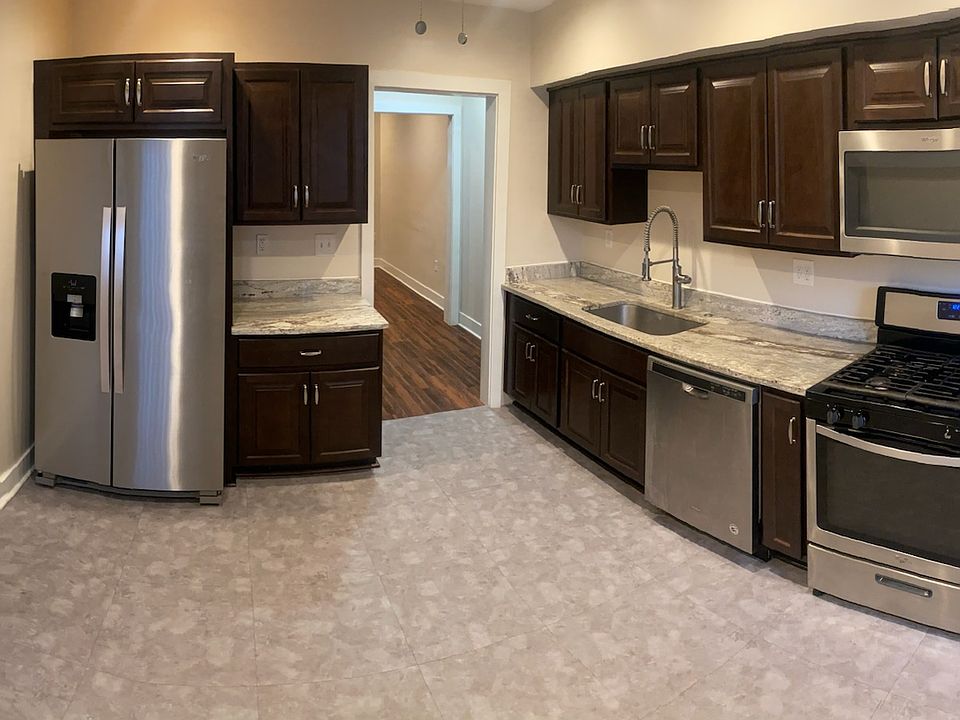 1st image of 226-228 Ulysses St #11181400