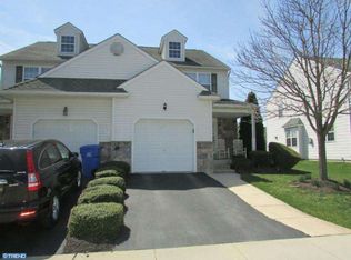 31 Steeplechase Cir, Aston, PA 19014