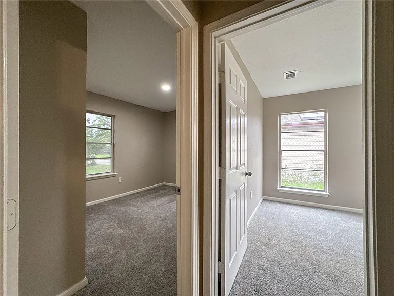 7710 Claiborne St — Photo 19