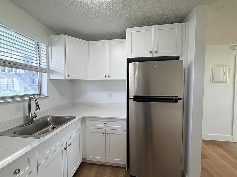 5661 SW 36th Ct #105 — Photo 5