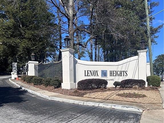 3rd image of 2113 Pine Heights Dr NE #2113