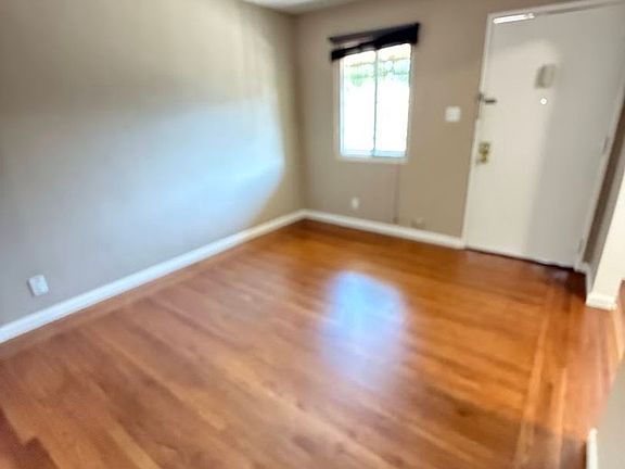 4th image of 755 Templeton Ave APT 8