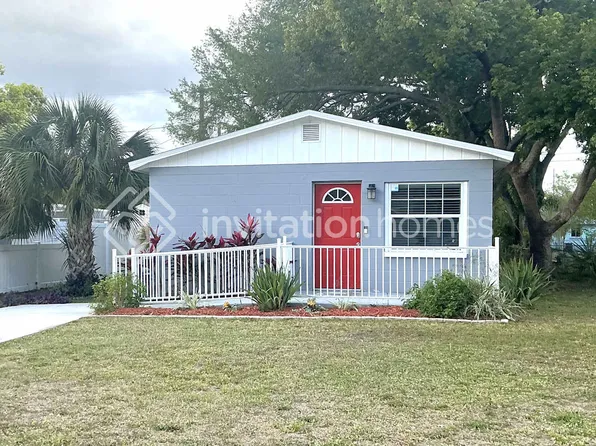 421 2nd Ave NE, Largo, FL 33770