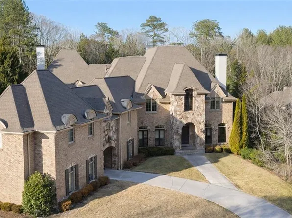 453 Londonberry Rd, Sandy Springs, GA 30327