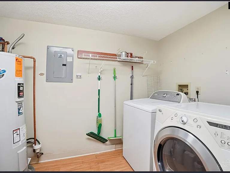 3029 Stratford Ct #164 — Photo 11