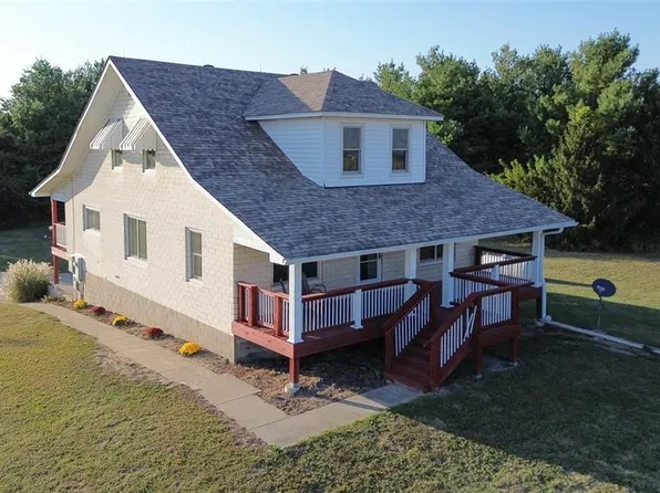 30314 State Highway 16, Jerseyville, IL 62052