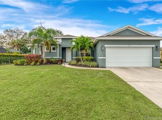 912 SW Haleyberry Ave, Port Saint Lucie, FL 34953