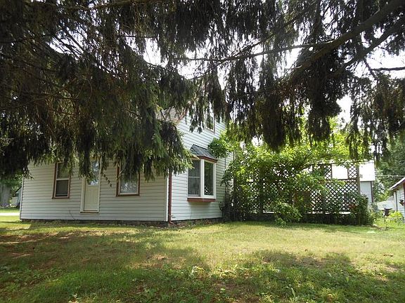 2nd image of 4894 Main Rd