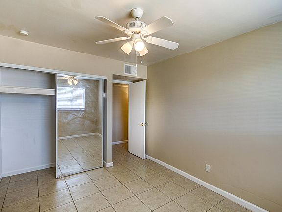 5th image of 3143 N 48th Dr