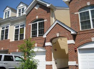 14 Goffle Brook Ct #307, Hawthorne, NJ 07506