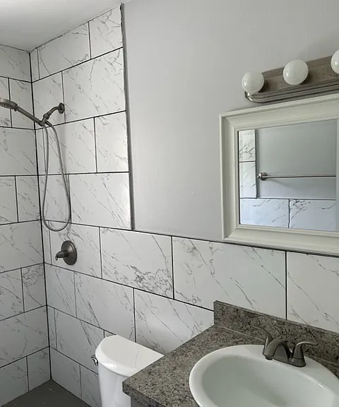4734 Normandy Dr #B — Photo 15