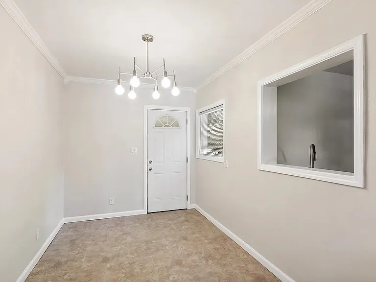 1268 Eastland Rd SE #A — Photo 11