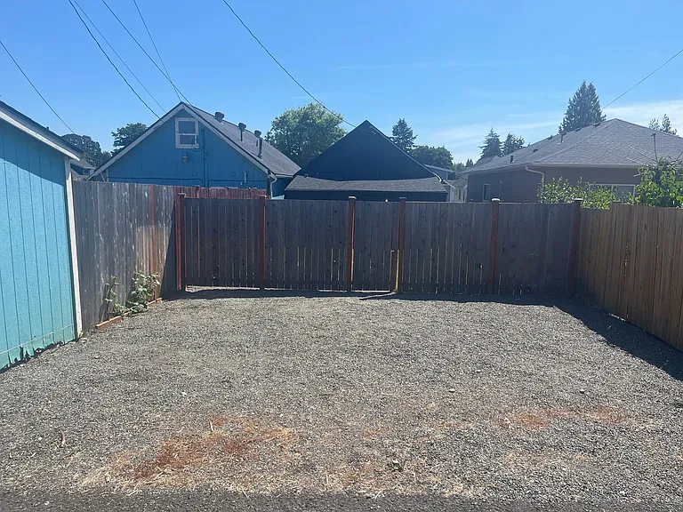 6004 S Lawrence St — Photo 16