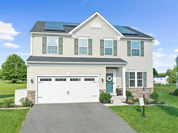 108 Worthington Dr, Gilbertsville, PA 19525