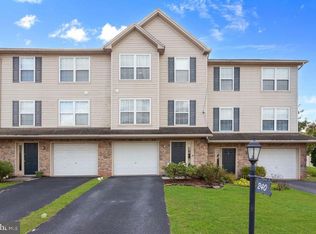 240 Fisher Dr, York, PA
